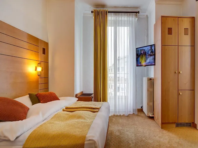 Hotel Eden Geneva 3*,